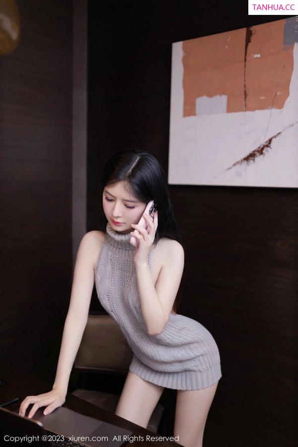   [XiuRen]高清写真图 2023.12.15 No.7818 幼幼 清纯美腿第19张图片